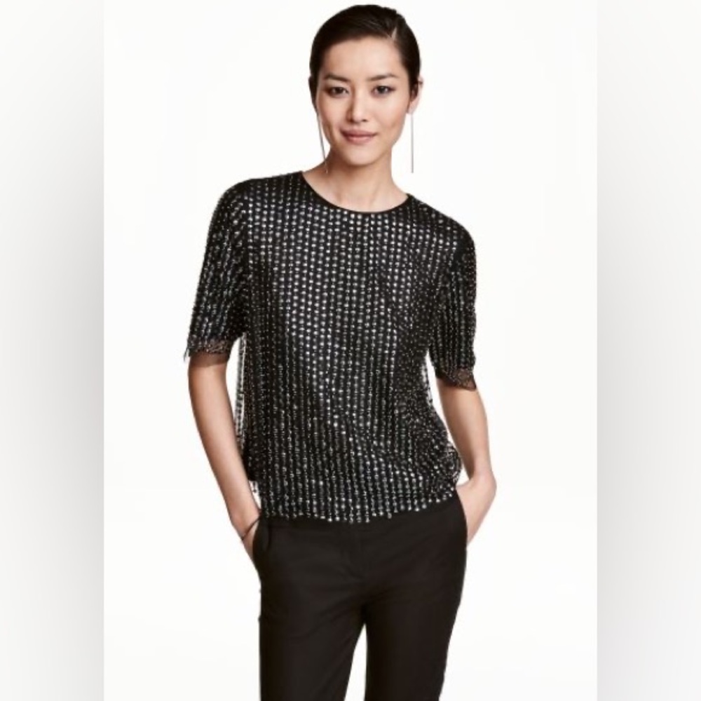 🄷&🄼 Straight-cut, short-sleeved blouse in sequin Size 8 - Picture 12 of 12